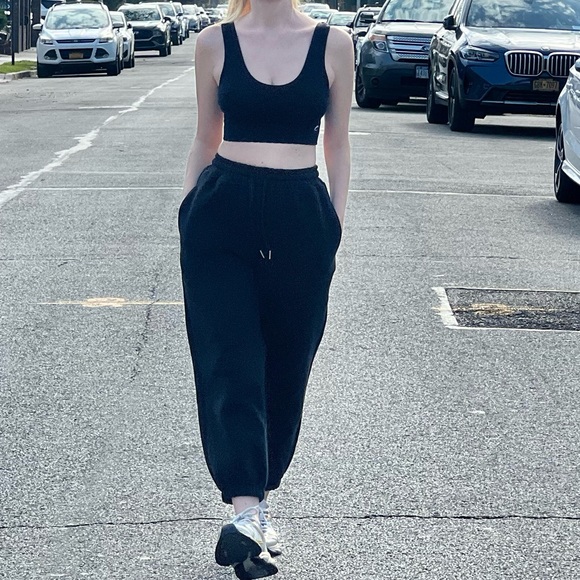 Woman, jogger, pant, brand, new, no tag - Picture 4 of 8